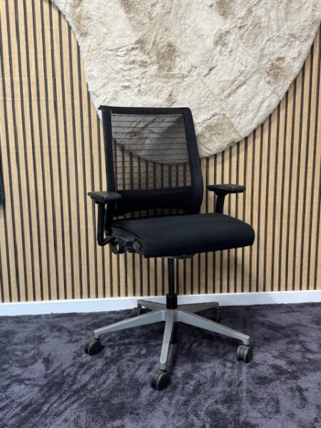 Bureaustoel Steelcase Think