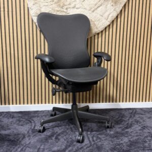 Bureaustoel Herman Miller Mirra 1